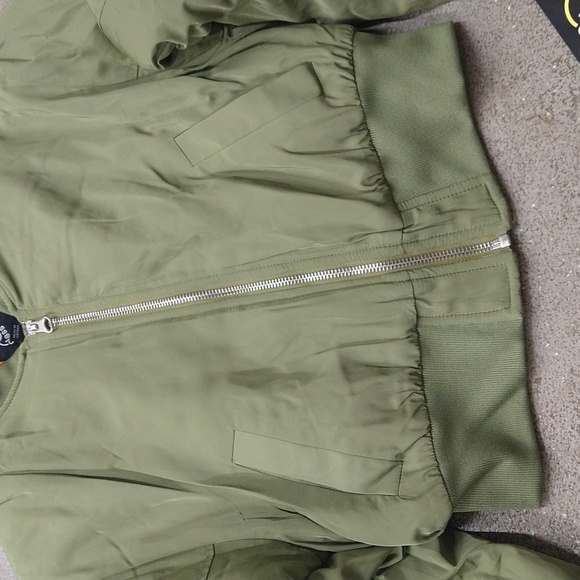 NEW! Girls' Cropped Bomber Jacket, Olive Green - art class - Picture 5 of 13